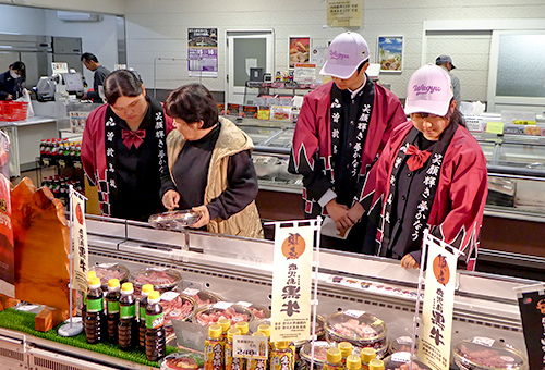 直売店での接客、販売